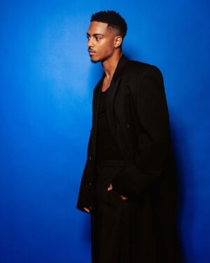 Keith Powers Instagram - Balenciaga FW/24 🖤

@marcoaroman 
@jasonbolden 
@eliven.q