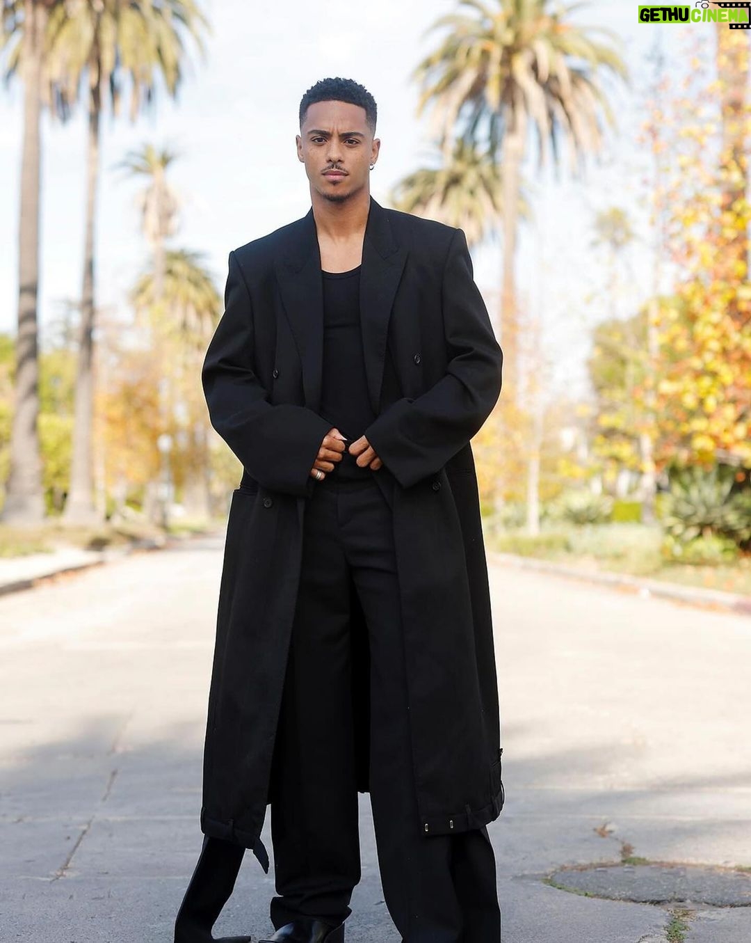 Keith Powers - 303.2K Likes - Balenciaga FW/24 🖤
@marcoaroman
@jasonbolden
@eliven.q