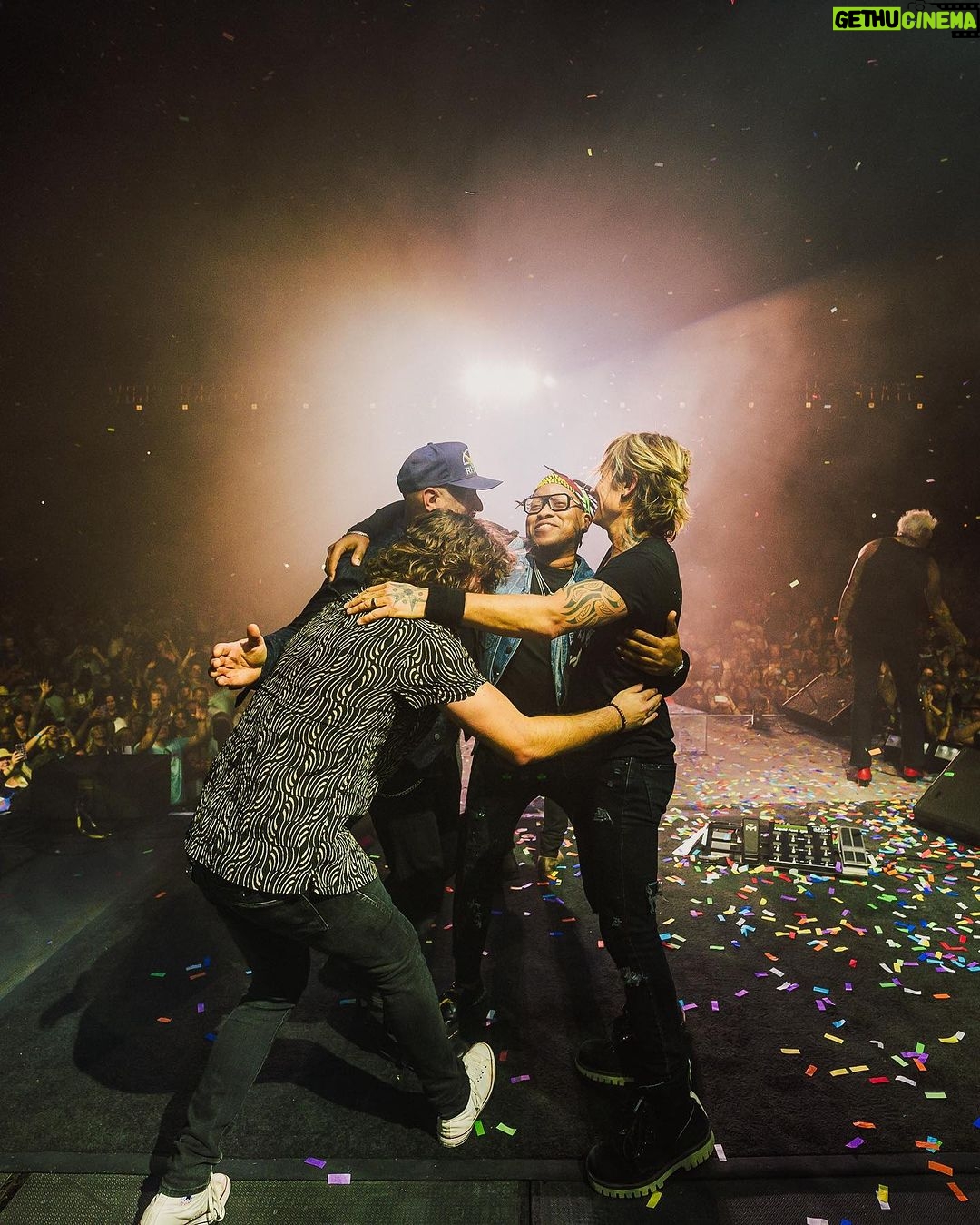 Keith Urban - 117.7K Likes - @yqmcountryfest and @mnstatefair went crazy in ALL the right ways !!!!! Atlantic City and Allentown, we’ll see you this weekend 🔥