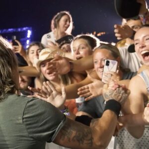 Keith Urban Instagram - WATERSHED !!!!!!! we literally had the perfect kind of vibe going between us the entire night. absolutely insane energy !! thank you