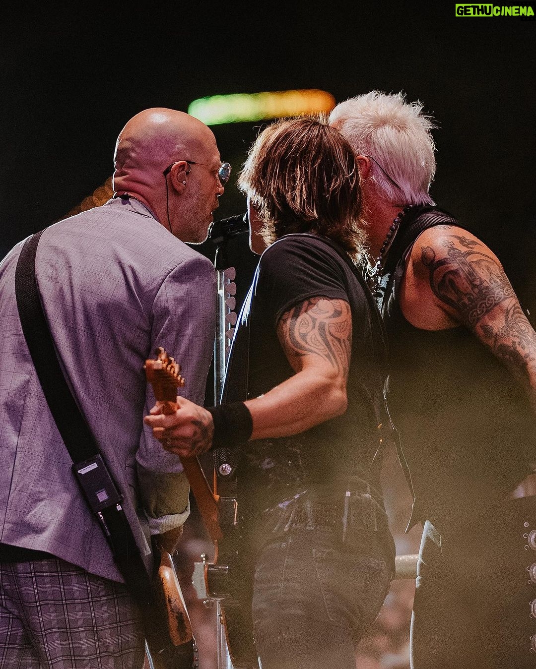 Keith Urban Instagram - absolutely phenomenal weekend in Michigan & Wisconsin ! every single time we play up here you guys are always on fire 🔥