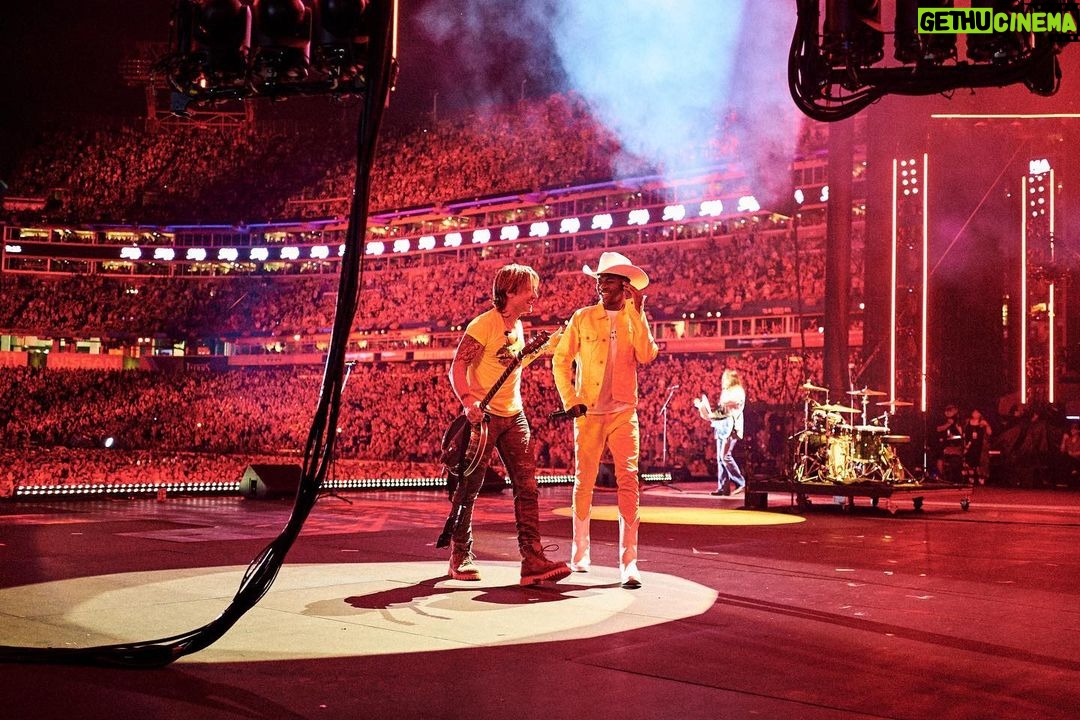 Keith Urban Instagram - 45 days until #CMAfest 50th 🔥 I looooove the energy it always brings to town, seeing so many artists in one space together, and the opportunity to collaborate !! always a blast. we’ll see you at Nissan June 9 !!!!! Nissan Stadium