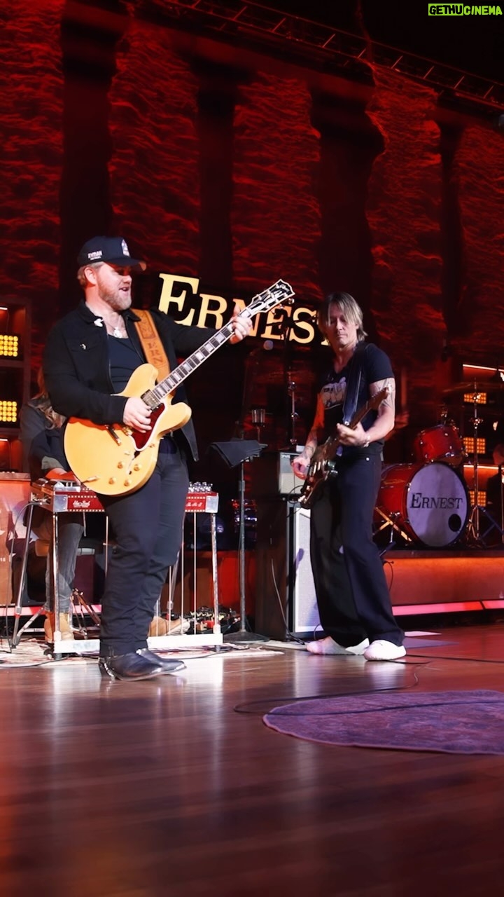 Keith Urban Instagram - Ernest (and the band !!!): what a blast jammin on “Slow Dancing in a Burning Room” last night w/ y’all - AND at the Ryman !! A special night E - it must’ve been the full moon. He’s also just joined the huge lineup for AFTH 8 next Tuesday at Bridgestone benefitting @countrymusichof… cmon !!!! 🔥 Nashville, Tennessee