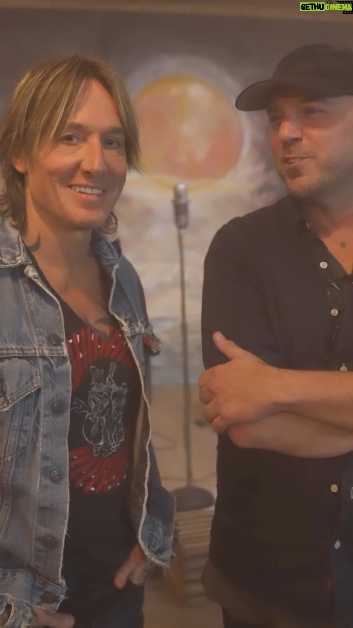 Keith Urban Instagram - Blue Ain’t Your Color, Brown Eyes Baby, ???????? Carter and I are now taking song title suggestions with the word ‘green.’ The official video for ‘Brown Eyes Baby’ is out now ! Link in stories.
