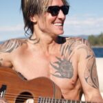 Keith Urban Instagram - Lake Day on Lake Tahoe 🚤 📸 @brenventure