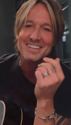 Keith Urban Instagram - Name the time and place @dollyparton…we’ll be there ❤️