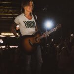 Keith Urban Instagram – SUNDAY NIGHT IN CANANDAIGUA ! (Baskin-Robbins, 31 flavors…🤔) #TSONworldtour CMAC