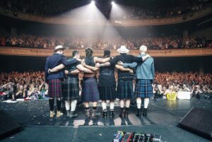 Keith Urban Instagram - EDINBURGH !!!!! You made a Monday night feel like a Friday ! It was an honor to don the kilt - the guys and I truly felt like we could take on the world !! But most importantly, it allowed me to fully embrace my mother’s heritage. Long live the McKinnons !!! Thank you for a great end to this run and I’m already looking forward to the day we’re back 🏴󠁧󠁢󠁳󠁣󠁴󠁿
📸: @roadworthypictures