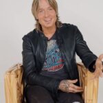 Keith Urban Instagram – You can always count on #CMAfest to bring an invigorating energy to Nashville, and I loooove its collaborative spirit. Stream CMA Fest: 50 Years of Fan Fair, out now on Hulu !