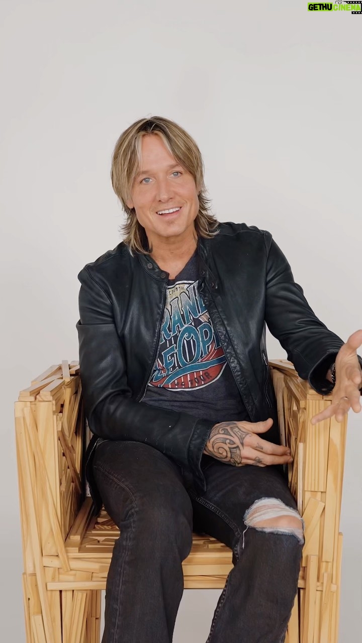Keith Urban Instagram - You can always count on #CMAfest to bring an invigorating energy to Nashville, and I loooove its collaborative spirit. Stream CMA Fest: 50 Years of Fan Fair, out now on Hulu !
