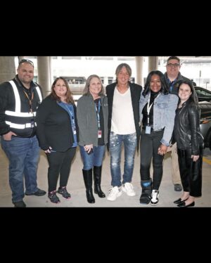 Keith Urban Instagram - From the baggage claim to a REAL STAGE !!!! Sooooo fun celebrating the release of ‘Messed Up As Me’ with loads of you in Concourse C yesterday and a massive thank you to everyone at @flynashville for helping us pull off the surprise.