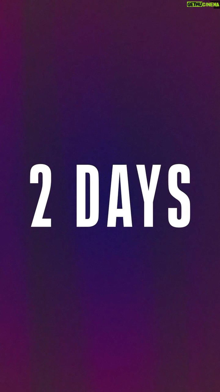 Kelly Clarkson Instagram - 🍷💔☀️ = 2️⃣ days until #chemistryvegas