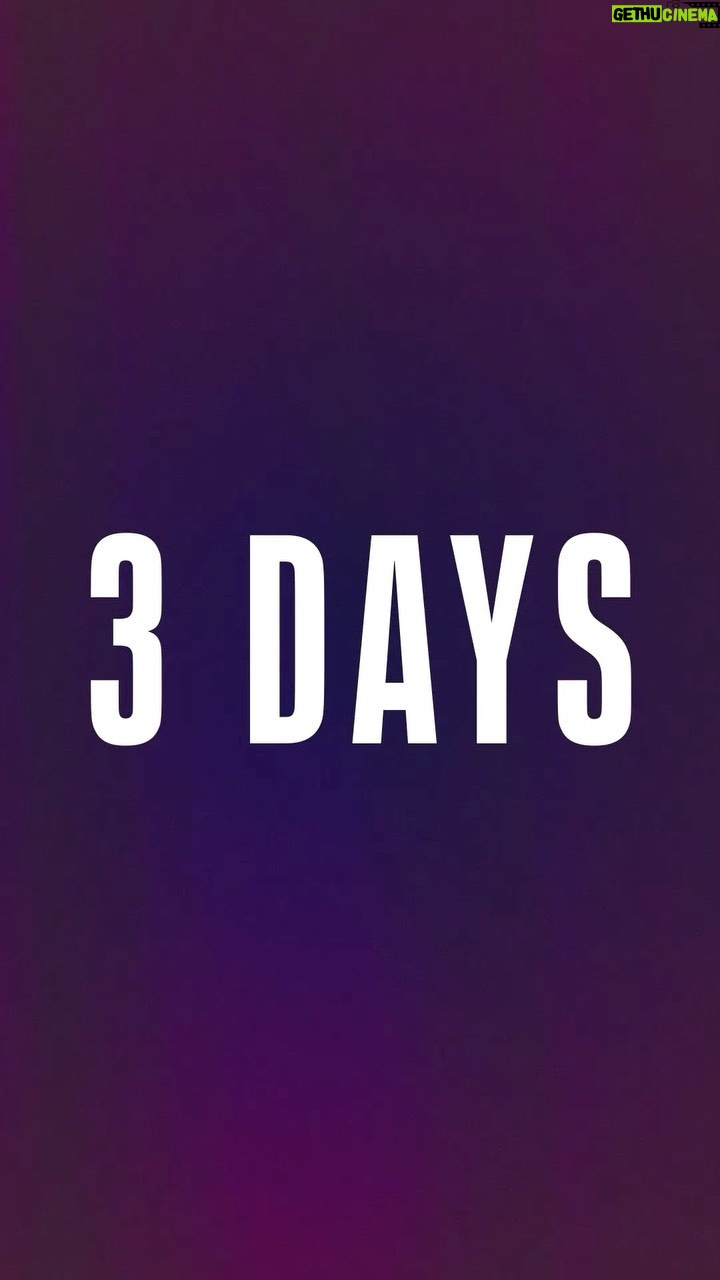 Kelly Clarkson Instagram - 🍷💔☀️ = 3️⃣ days until #chemistryvegas