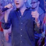 Kelly Clarkson Instagram - Don’t need somebody to pick these pieces up... 💔 The “me” NYC fan Kellyoke video is on my YouTube now 🎤 #chemistry #me