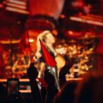 Kelly Clarkson Instagram - We’re halfway through! Who’s coming to the show this week? #chemistryvegas #chemistry