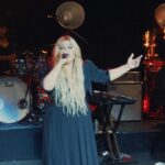 Kelly Clarkson Instagram - red flag collector drowning in your troubled seas 🚩 link in bio. #redflagcollector #chemistry