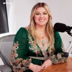 Kelly Clarkson Instagram - Thank you @ZaneLowe for having me on your show. It was great talking with you! Everyone can hear our conversation right now on @AppleMusic: http://apple.co/KellyClarksonZL #chemistry