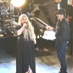 Kelly Clarkson Instagram - Thanks y’all for making my birthday show at the Belasco so special! 🥳 #TogetherWithMeta #chemistry #mineme
