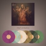 Kelly Clarkson Instagram - Have y'all seen the different vinyl options for my upcoming album #chemistry yet?! Check them out and pre-order yours today! 🍷💔☀️ Link in bio.