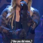 Kelly Clarkson Instagram - #mine 🎶