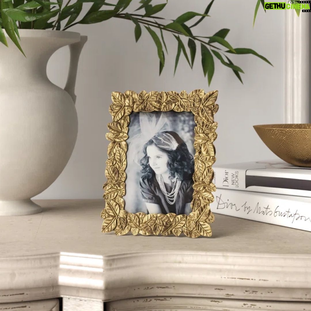 Kelly Clarkson Instagram - Mother’s Day is right around the corner, y’all! 💐 My Kelly Clarkson Home line at @wayfair has gifts for every mom in your life. So jump online and start shopping!