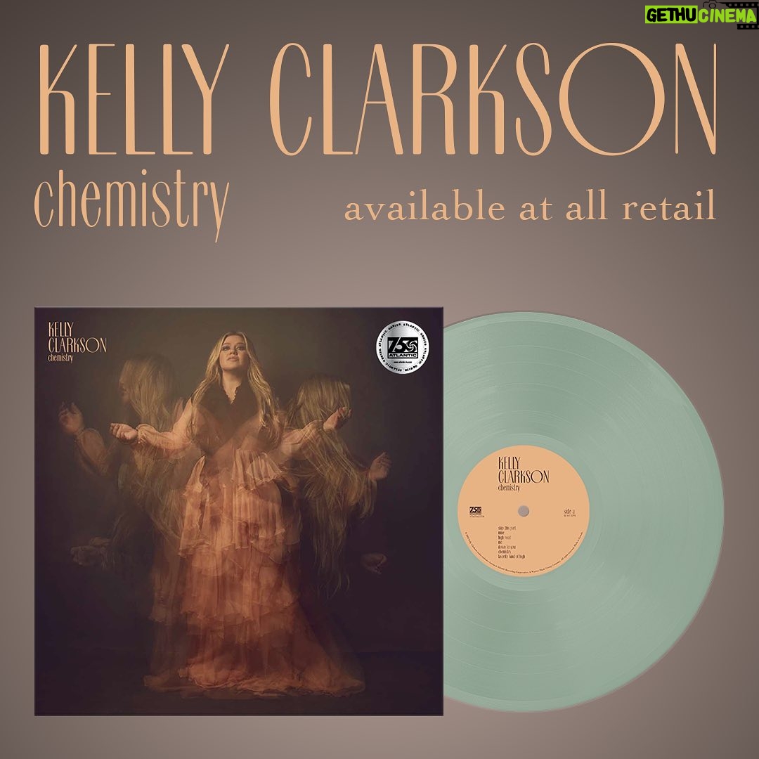 Kelly Clarkson Instagram - Have y'all seen the different vinyl options for my upcoming album #chemistry yet?! Check them out and pre-order yours today! 🍷💔☀️ Link in bio.