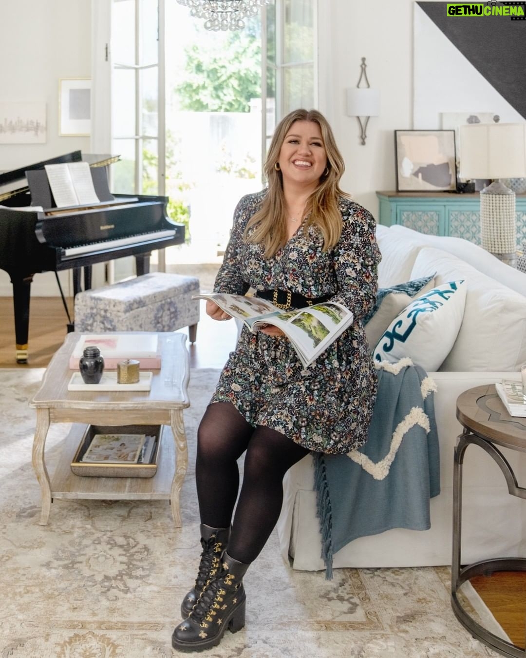 Kelly Clarkson Instagram - Are y’all ready for a spring refresh? Whether you just need a few small swaps (hello, lightweight blankets) or a whole new aesthetic, shop big deals on furniture and decor every day at @wayfair.