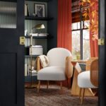Kelly Clarkson Instagram - Crisp air calls for staying in more, y'all. And my friends at Wayfair helped me break down this cozy nook that brings all the fall vibes. Let me know your favorite find in the comments below🍂