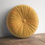 Kelly Clarkson Instagram - My secret to an easy refresh? Swapping out the pillows and blankets, y’all. With patterned picks and neutral favorites, my line @wayfair has everything you need to give old pieces a new look.