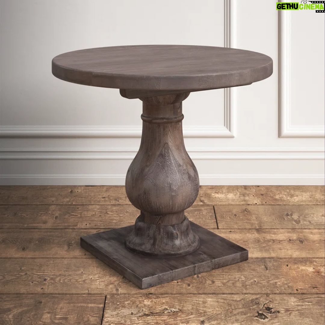 Kelly Clarkson Instagram - Are y'all ready for something fun (and cozy)? Say hello to my new Montana Collection by Kelly Clarkson Home at Wayfair ๐ Think: distressed details and sunset hues for just the right amount of rustic. So, who's ready to shop?