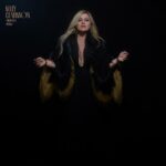 Kelly Clarkson Instagram - The chemistry (deluxe) album will be out September 22nd! 🍷💔☀️=🧪 Pre-order and pre-save now at the link in bio.