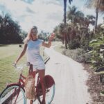 Kelly Rohrbach Instagram -