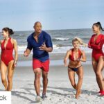 Kelly Rohrbach Instagram - my clique #BAYWATCH 👙