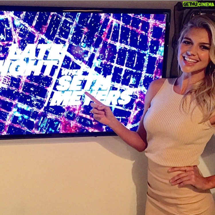 Kelly Rohrbach Instagram - stay up past your bedtime tonight to catch me on @latenightseth #sonervous!!