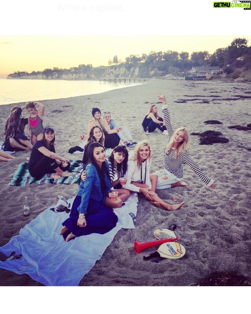 Kelly Rohrbach Instagram - beach party in November #ilovela
