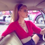 Kelly Rohrbach Instagram – clear the roads 🚗😬 @thelovemagazine #bts
