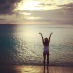 Kelly Rohrbach Instagram – Feeling lucky to be alive ☄️