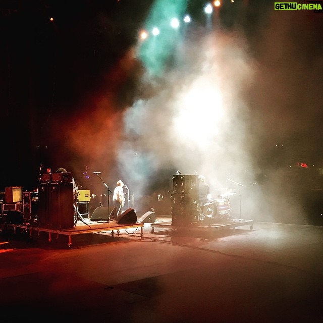 Kelly Rohrbach Instagram - black keys 🎹 #govball Governors Island