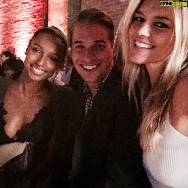Kelly Rohrbach Instagram - Crest campaign? Smile 😄😃😀 last night at #jfc2015 with @joshrotten and @jastookes. Thank you for having us!
