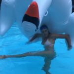 Kelly Rohrbach Instagram – trying to get that swan photo like….