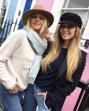Kelly Rohrbach Instagram - Cheerio from London! ✋🏻🇬🇧👯@emvonhofsten