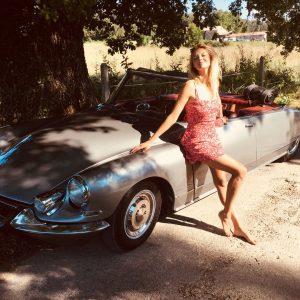 Kelly Rohrbach Instagram - road mode 🇫🇷
