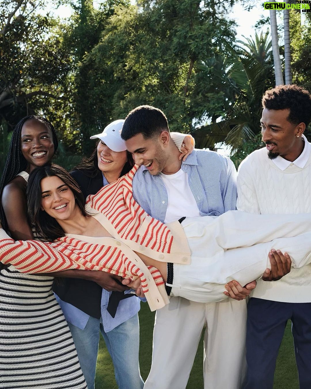 Kendall Jenner Instagram - @tommyhilfiger and friends ❤️ #tommyhilfiger