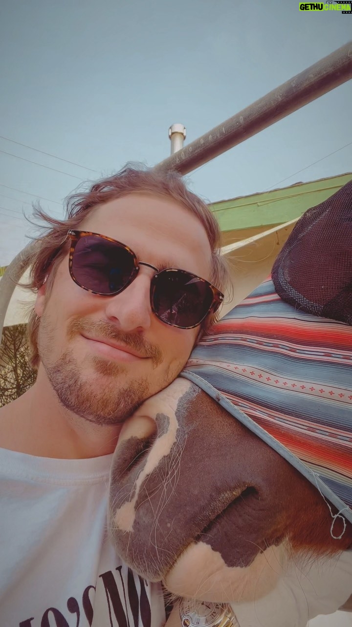 Kendall Schmidt Instagram - Back in the saddle, I mean studio.