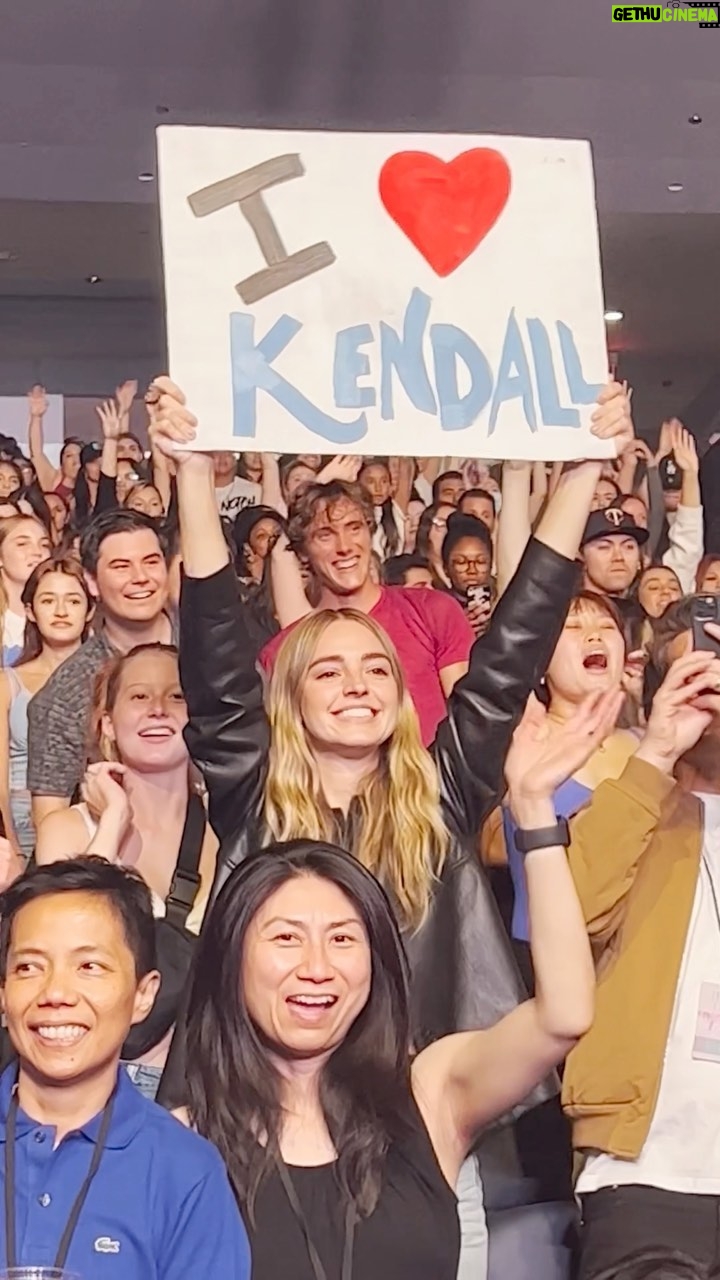 Kendall Schmidt Instagram - Jo and Kendall FOREVER… #bigtimerush #jendall YouTube Theater