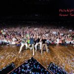 Kendall Schmidt Instagram - Swipe to see how big our @bigtimerush family is! #forevertour #btrforevertour