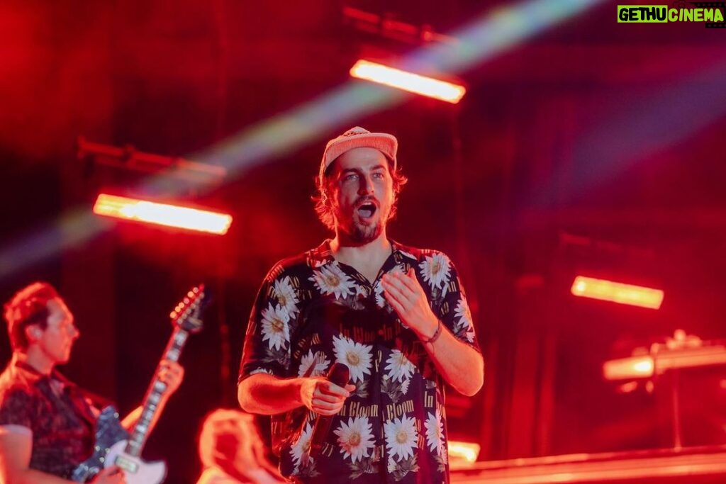 Kendall Schmidt Instagram - Swipe to see some goodies from @catherinepowell in Nashville last night! @bigtimerush #BTRforevertour #forevertour FirstBank Amphitheater
