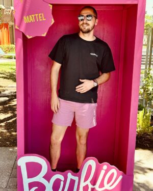 Kendall Schmidt Instagram - The original Ken Doll
#iamkenough 
This is how I’m getting ready for our show in PHX tonight! Been beaching off all day. Ready to rock!
#CGETour2023