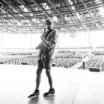 Kendall Schmidt Instagram - Virginia Beach tonight!! Really excited for this one 🫶🏻 📸 @parisvisone