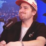 Kendall Schmidt Instagram - “You’re never more vulnerable than when you’re taking a poop.” For this and other helpful tips, listen to my chat with @devonwerkharder on @growingupwithdevon